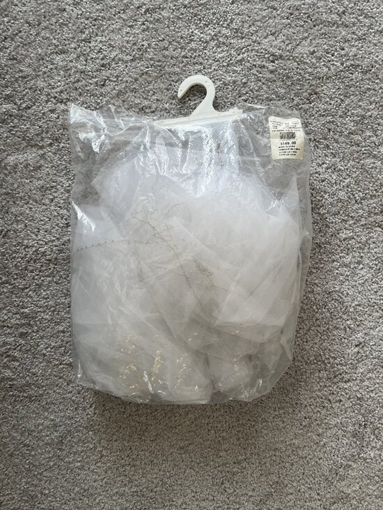 Cathedral Bridal Veil w/CT258 VCT 258LONGWHITE NWT main image 14